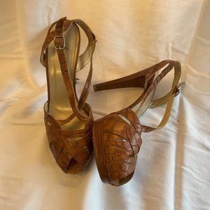 Stuart Weitzman brown strappy platform stiletto sandals